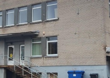 Iki spalio Gargžduose nebeliks senojo pašto pastato – ruošiamasi jo griovimo darbams