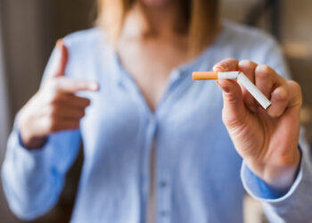 Maždaug šeštadalis Lietuvoje surūkytų cigarečių pernai buvo nelegalios