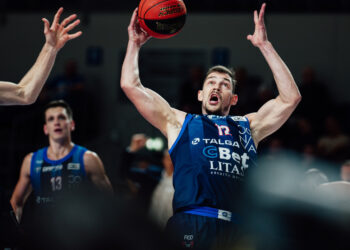 Sužvėrėjęs M. Kirvesas apkartino V. Šeškaus kariaunos vizitą Jonavoje