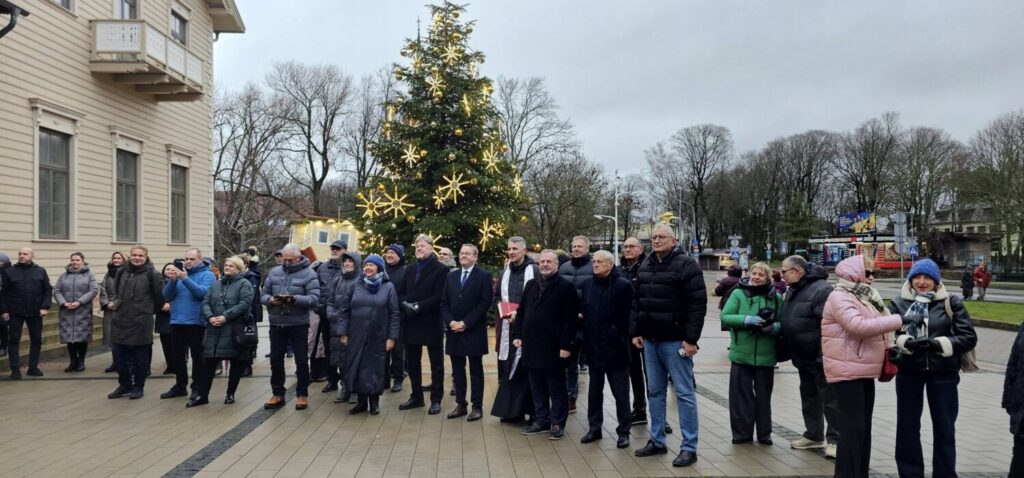 Palangos Kurhauzą papuošė grafų Tiškevičių giminės herbas