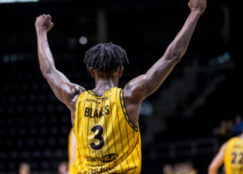 Ukrainiečio šou neužteko – šiauliečiai palaužė svečius iš Jonavos