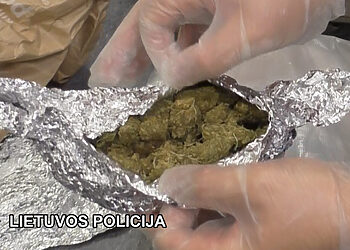 Klaipėdoje sulaikyti „kanapių tinklo“ prekeiviai