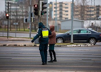 Klaipėdos policija išdalino baudas pėstiesiems pažeidėjams