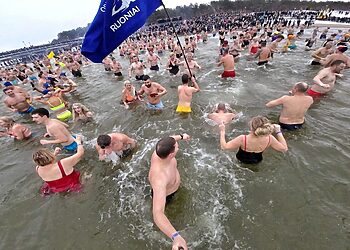 Ruonių šventė Palangoje: šeštadienį į bangas ners šimtai sveikuolių iš visos Lietuvos