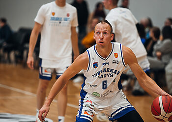 Galingu spurtu pabaigoje „Jurbarkas-Karys-Manvesta“ grįžo ant pergalingų bėgių