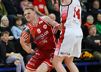 „Uniclub Bet-Juventus“ dramatiškai išvargo pergalę prieš autsaiderius