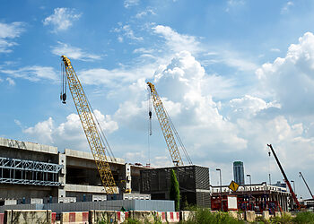 NT sektoriaus šuolį prognozuoja cemento gamybos apimtys
