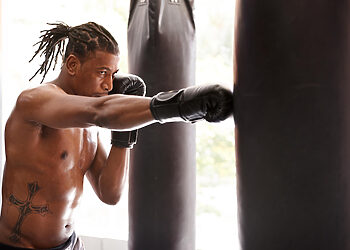 Boksas oficialiai įtrauktas į Los Andželo olimpinių žaidynių programą