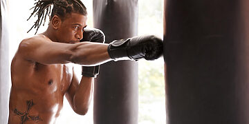 Boksas oficialiai įtrauktas į Los Andželo olimpinių žaidynių programą