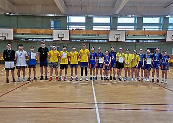 Plungės rajono mokyklų komandos varžėsi krepšinio 3×3 varžybose