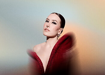 Evgenya Redko kviečia į vienintelį vasaros koncertą – kosminės kelionės tęsinį Palangoje