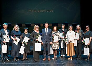 Apdovanoti nusipelnę Klaipėdos miesto medikai