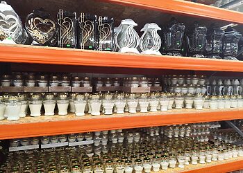 Kapų žvakių grobikai: didžiulio masto nelegali prekyba