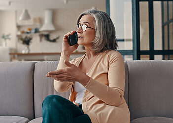 Tauragiškė patikėjo sukčiais „konsultantais“: neteko beveik 42 500 eurų bandydama atsiimti pelną