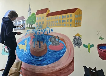 Talentingų vaikų piešiniai savivaldybei