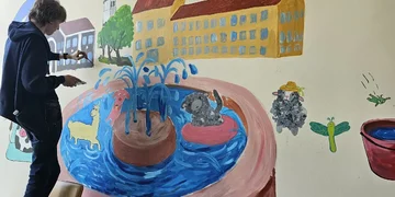 Talentingų vaikų piešiniai savivaldybei