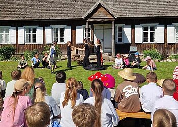 Bukantės dvarelyje vyko rašytojos Žemaitės 180-ųjų gimimo metinių minėjimas