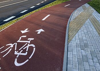 Klaipėdoje toliau atnaujinami dviračių ir pėsčiųjų takai