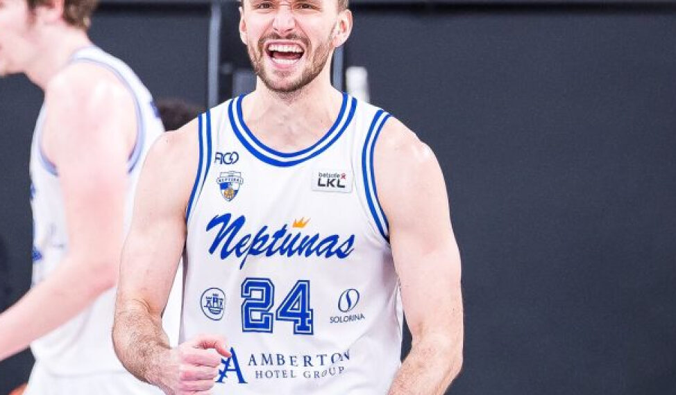 Z. Watermanas lieka „Neptūne”