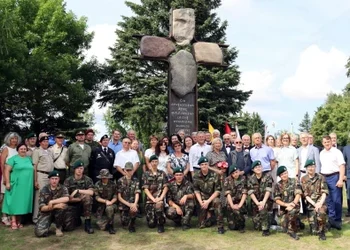 Girdžių miestelio padėka praeičiai