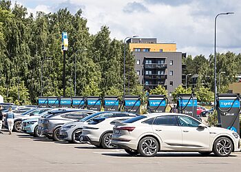 Ignitis ON elektromobilių įkrovimo parkas Palangoje