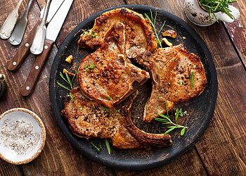 Pikniko ABC: kaip pasiruošti ir kokiais kepsniais nustebinti draugus