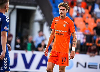 Turo anonsas: net keturios tiesioginių konkurentų akistatos