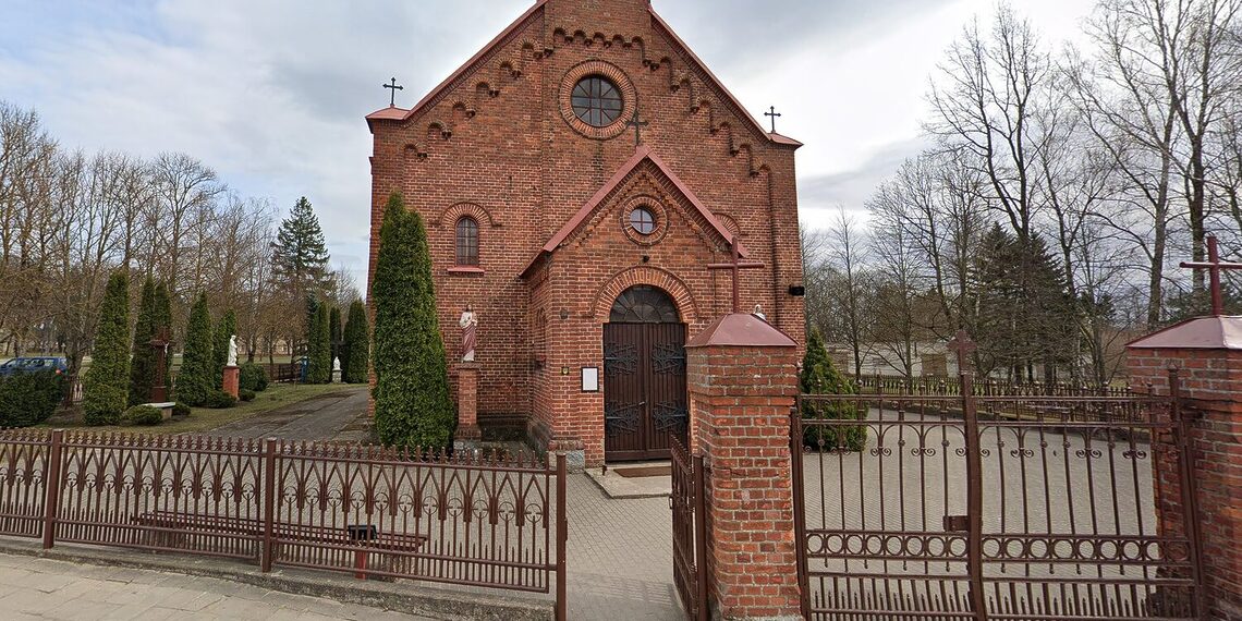 Šilutės Šv. Kryžiaus parapijos bažnyčia