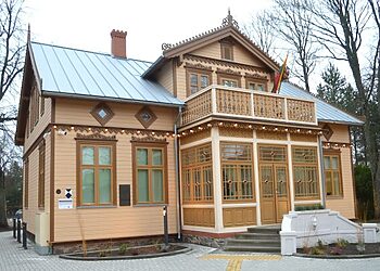 Tiškevičių statyta vila, kurioje gyveno pirmasis Palangos burmistras