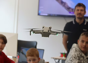 Lietuvoje atsidaro „Airtech“ dronų mokymų centrai