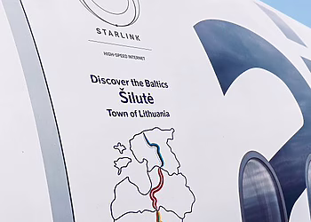 „airBaltic“ savo lėktuvą pavadino Šilutės miesto vardu