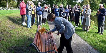 Rietavo parke penki vardiniai suoliukai
