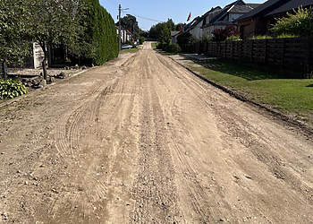 Pasirašyta sutartis dėl kelio (gatvės) ir nuotekų šalinimo tinklo rekonstravimo ir statybos darbų