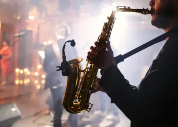 Tarptautinis Mažeikių meno festivalis – kviečia bliuzo vakaras