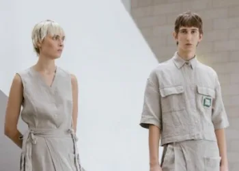 Lietuvių dizainerės pripažinimas Japonijoje – sukurtos geriausios gidų aprangos