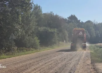 Išbandomos žvyrkelių dulkėjimo mažinimo technologijos