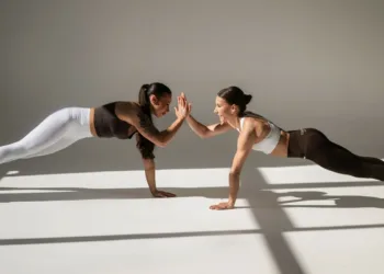 Rudens fenomenas sporto salėse: meilė trunka tris savaites