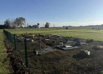 Pasirūpinkime savo mylimų gyvūnų augintinių kapavietėmis