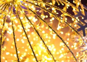 Šeštadienį su eglutės įžiebimu Klaipėda pradės Kalėdų laukimą