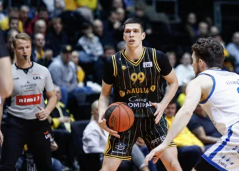 Iš dviženklio deficito išlipę šiauliečiai įspūdingu ketvirtuoju kėliniu parbloškė „Neptūną“