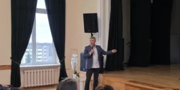 Šiuolaikiniai spąstai –  priklausomybės– kaip nepamesti savęs?