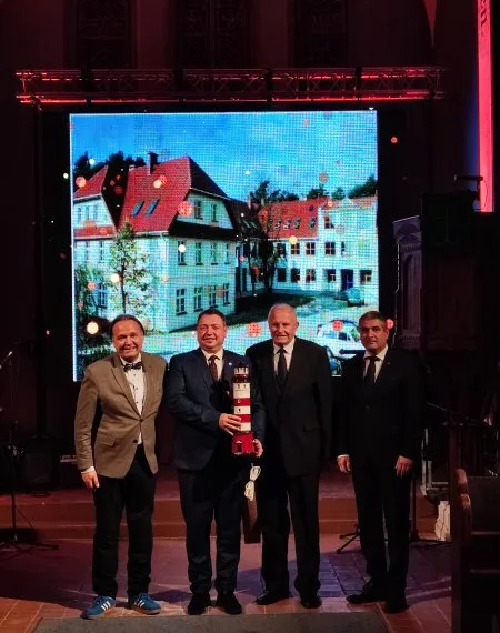 Šimtmečio istorija: paminėtas Nidos senosios mokyklos atidarymas