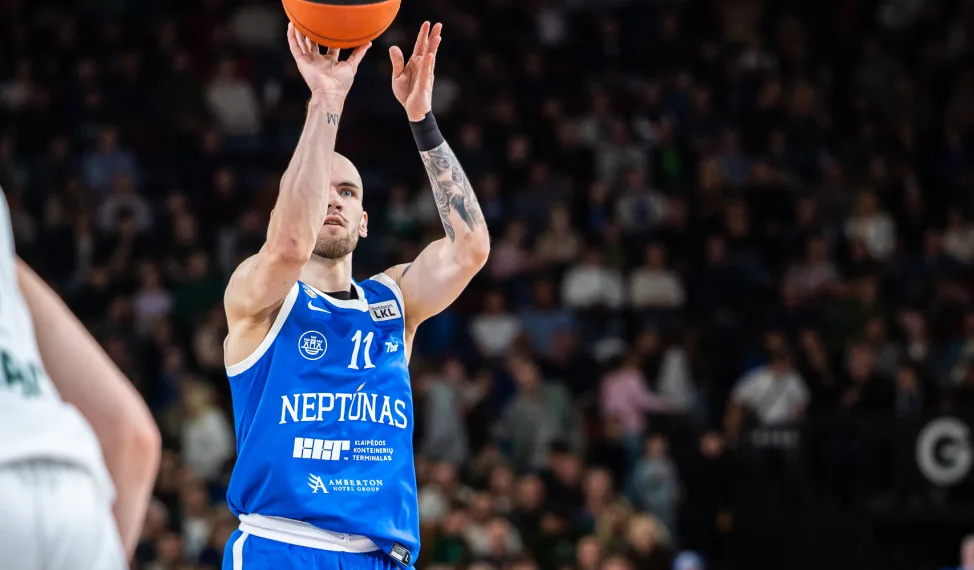 „Neptūnas“ apgynė namus nuo uteniškių