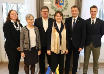 Oficialiu vizitu į Šiaulius atvyko Estijos nepaprastoji ir įgaliotoji ambasadorė Kaili Terras