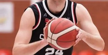 Tris su puse kėlinio atsilikinėję suvalkiečiai nugalėjo „Telšius“