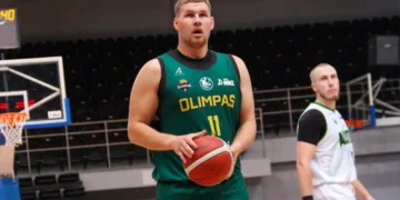 Tritaškius lieję Plungės „Olimpo“ krepšininkai iškovojo triuškinamą pergalę