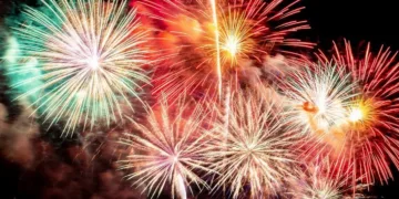 Pirotechnikos naudojimas. Freepik nuotr.