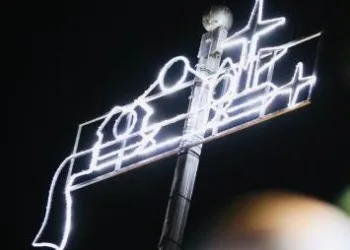 Pasaka prasideda Kalėdų saloje – Neringoje