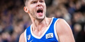 D. Tarolio ir R. Lomažo benefisas lėmė „Neptūno“ pergalę prieš „Lietkabelį“