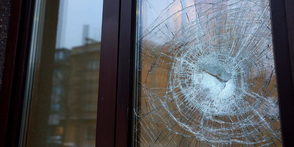 Telšiuose sėkmingai nustatytas asmuo, įtariama, apgadinęs valstybinės įstaigos pastatą